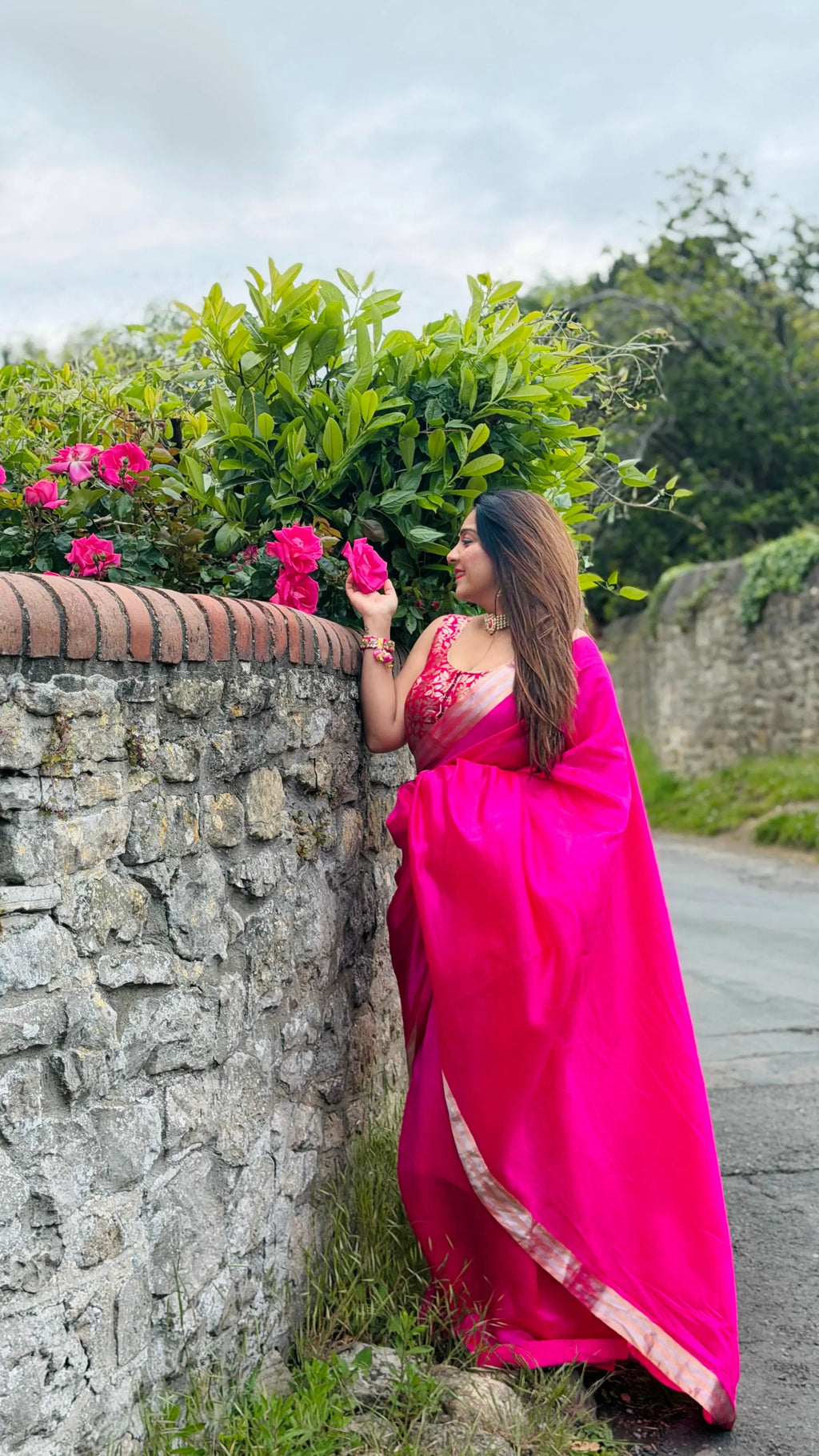 Sacred Hues 1.3 | Handwoven Banarasi Saree