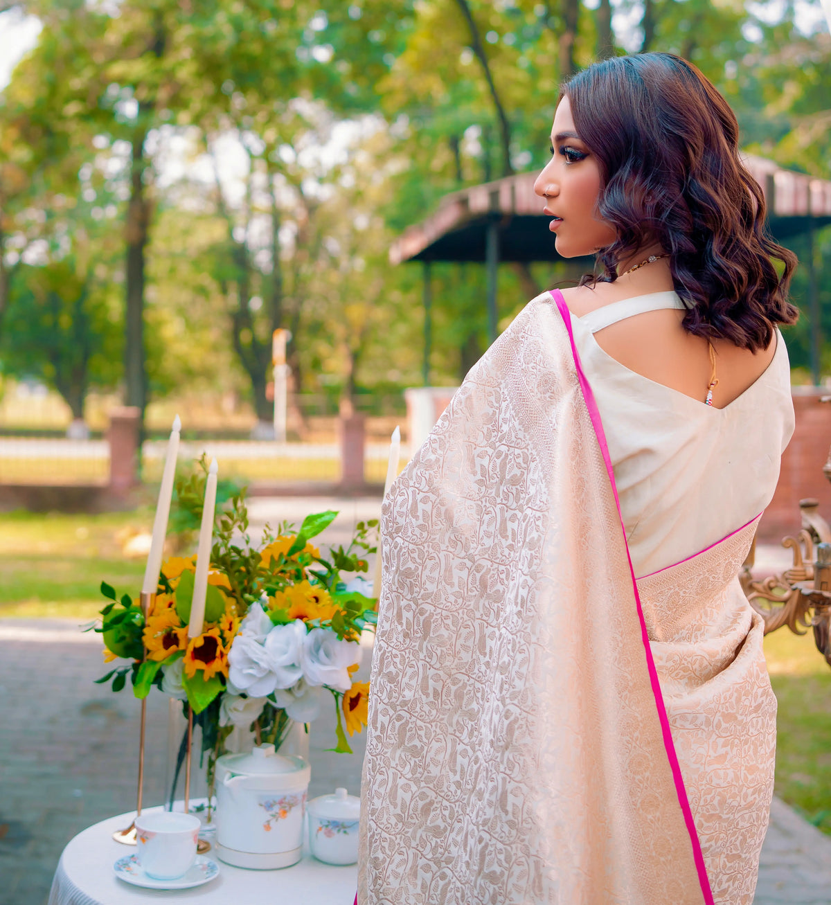 Ivory Whisper 1.1 | Handwoven Banarasi Saree