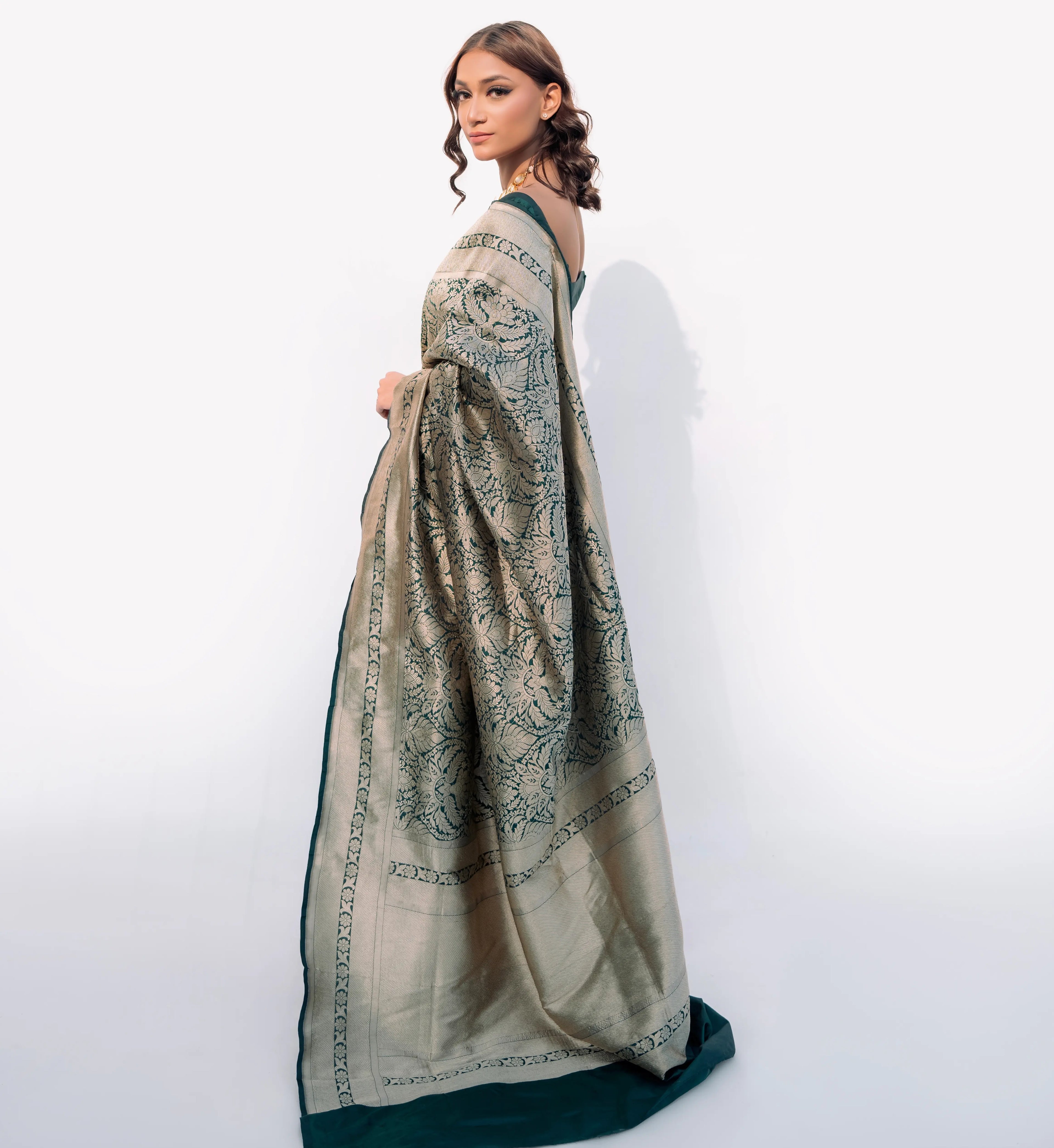 Emerald Reign | Handwoven Banarasi Saree