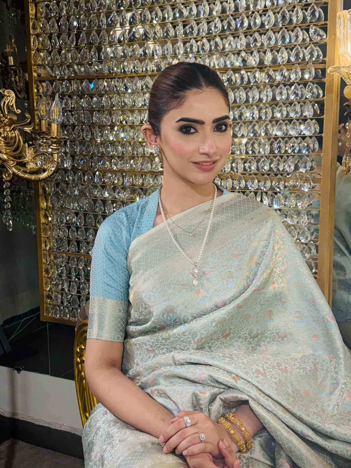 Ivory Whisper 1.2 | Handwoven Banarasi Saree